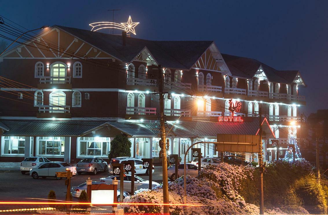 Hotel Galo Vermelho